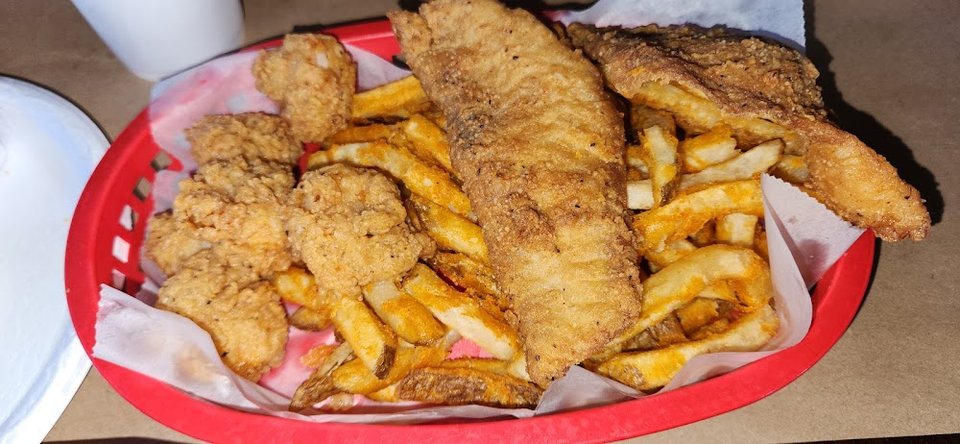 Fried Fish and Shrimp Lunch